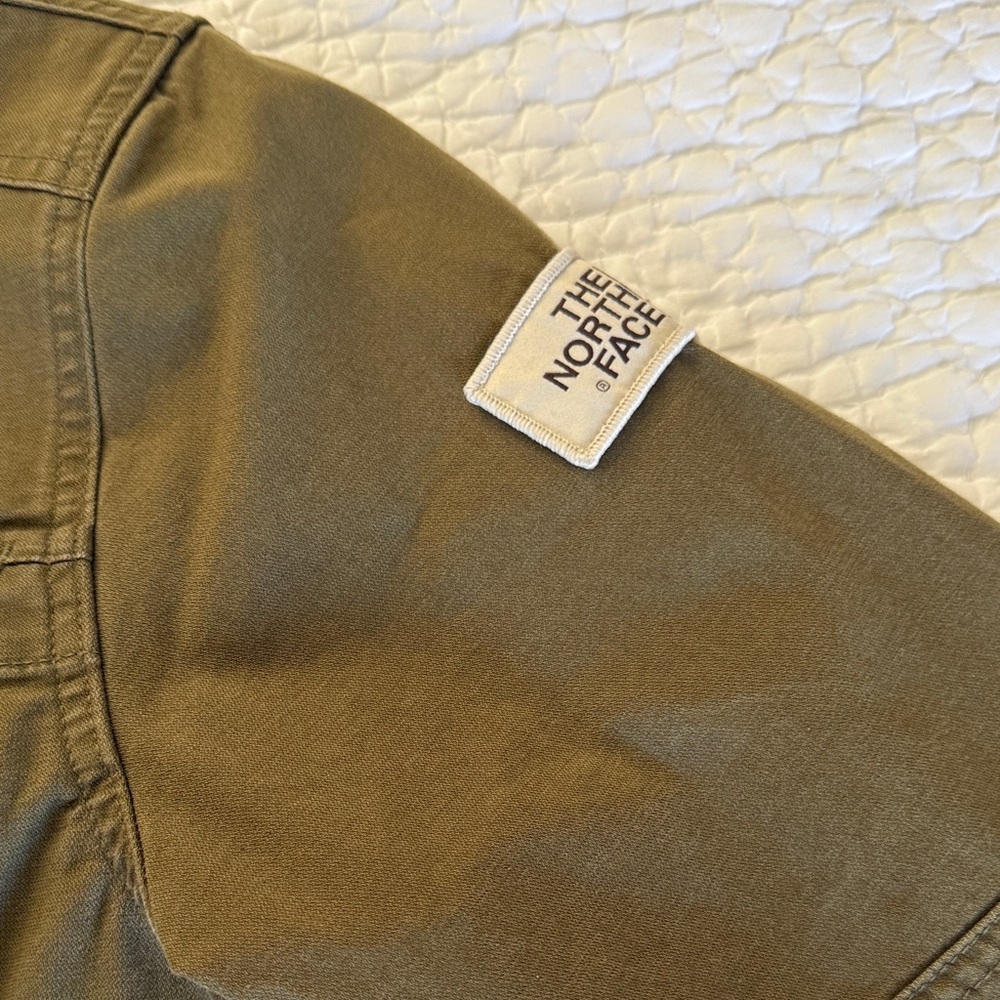 The North Face Olive Green Utility/ Barn Jacket - Picture 11 of 12